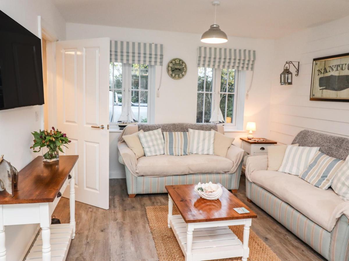 Staks Cottage ฟายลี ภายนอก รูปภาพ